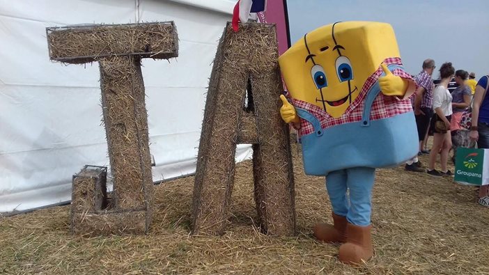 mascotte jeunes agriculteurs