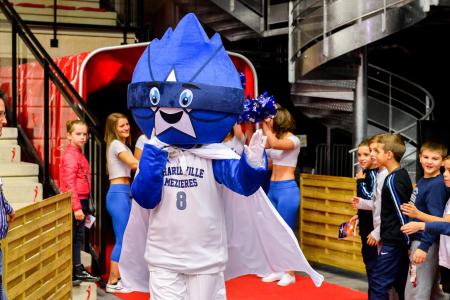 mascotte etoile charleville