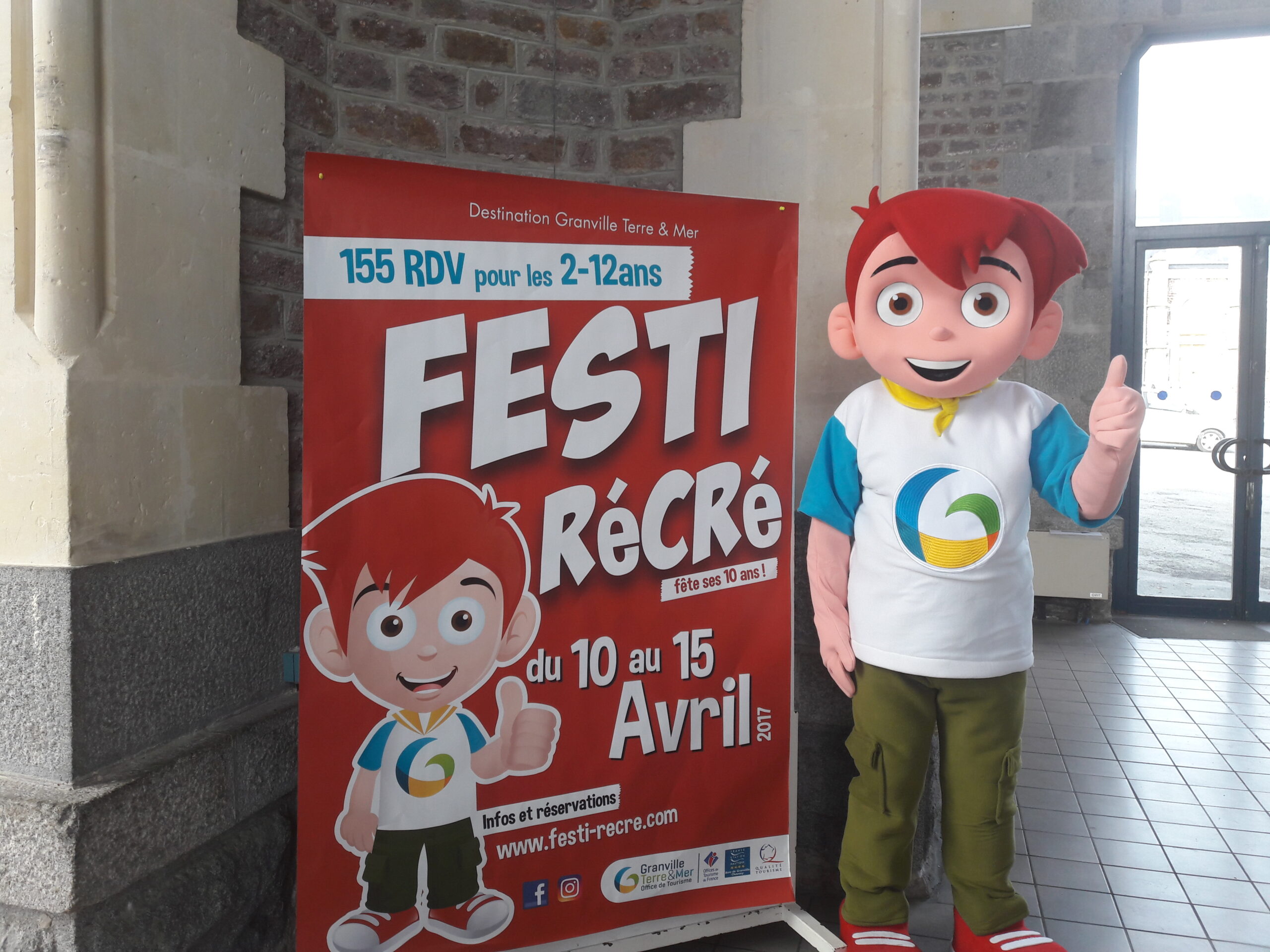 mascotte personnage festi